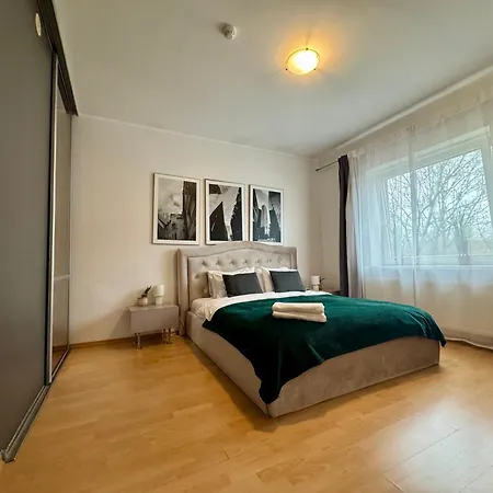 Apartment Tatari By Rikas